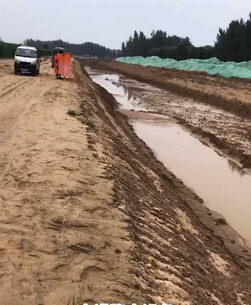 漯河临颍县河道降水